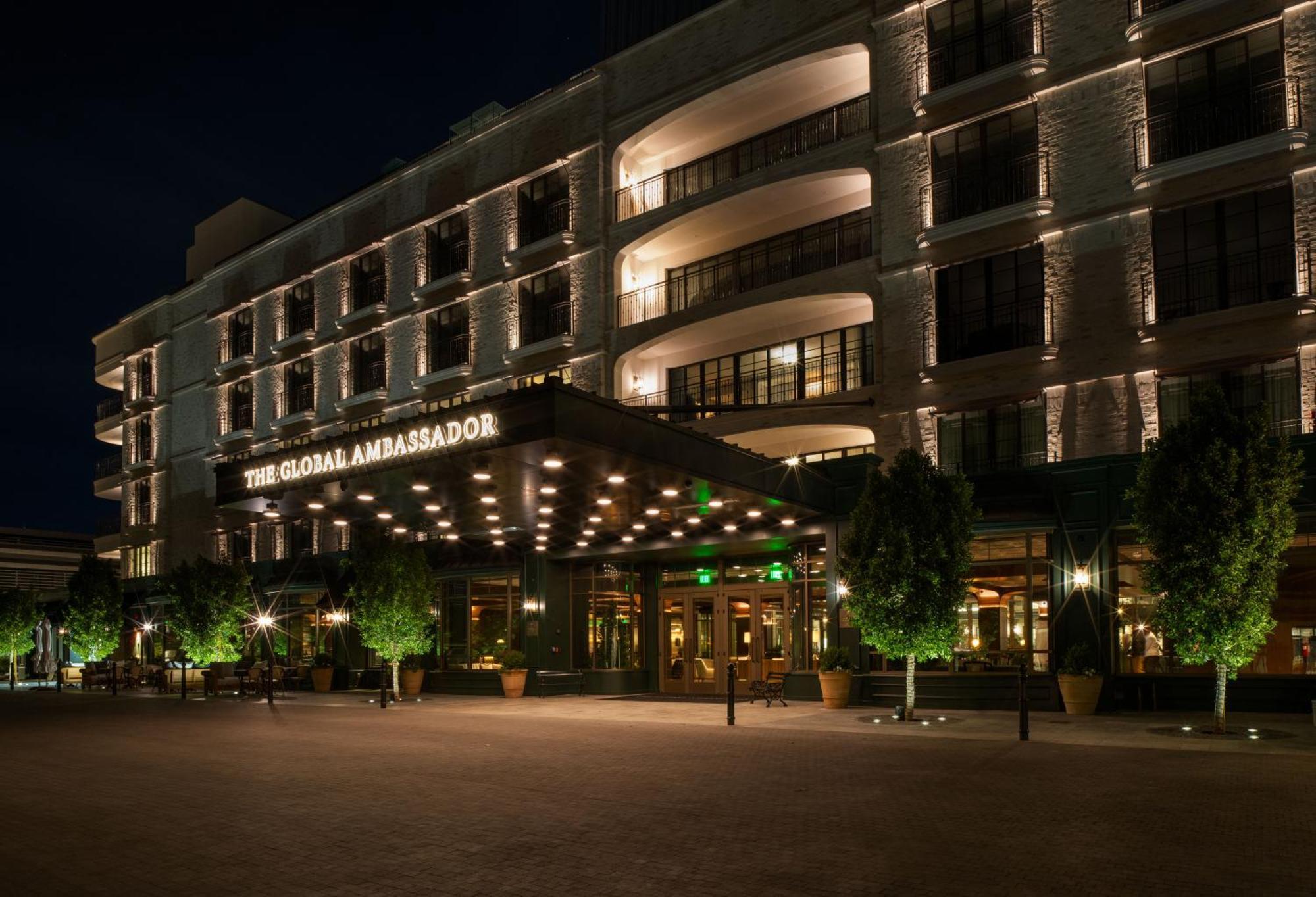 The Global Ambassador Hotel Phoenix Kültér fotó